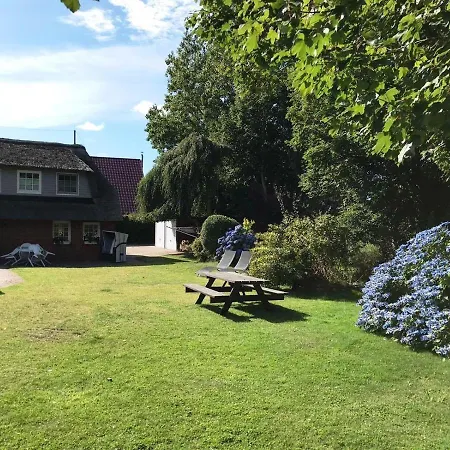 Altes Friesenhaus Unterm Reet Apartmán *